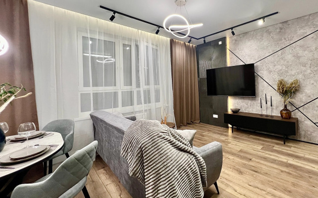 V Tsentre Okolo Akvaparka Flat