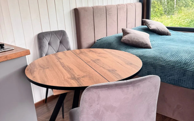 Гостевой дом Гостевые дома Family и Studio на Берегу Ладоги