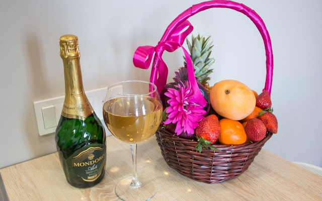 Апартаменты Яркая Палитра Возле Метро