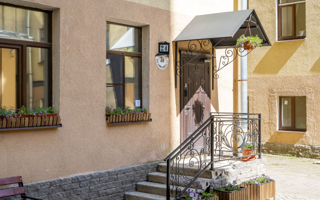 Matisov Apartments