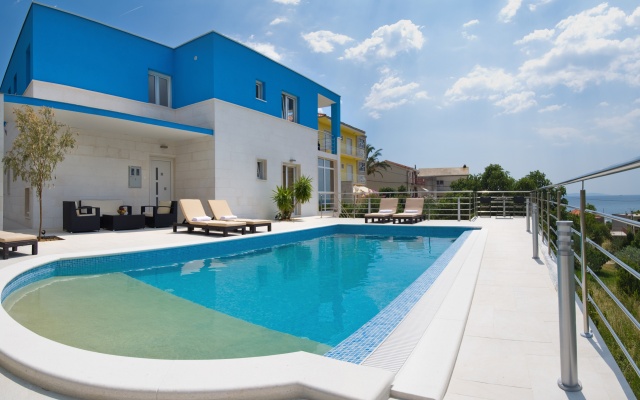 Mermaid Podstrana Villa