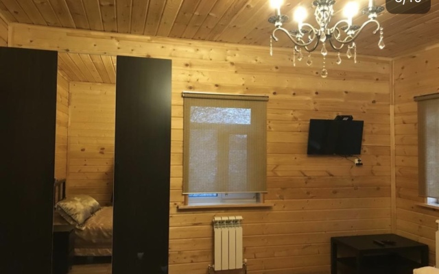 Postoyaliy Dvor Guest House
