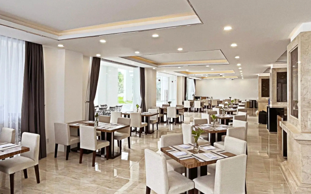 Отель Orson Hotel & Resort Con Dao