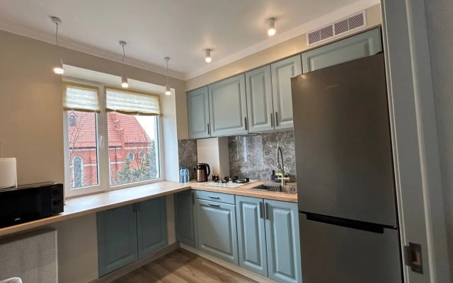 Квартира Стильная с Видом на Кирху Святого Семейства