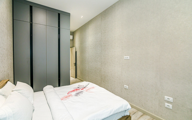 Luxury White in Nizami Street Apartments