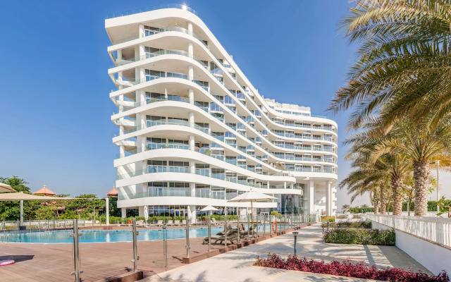 Globalstay Azizi Mina Apartment with Balcony Sea View Apart-hotel
