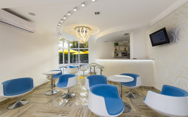 Sunrise Garden Hotel
