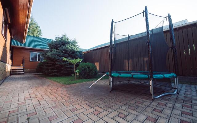Lesnoe Shale Guest house