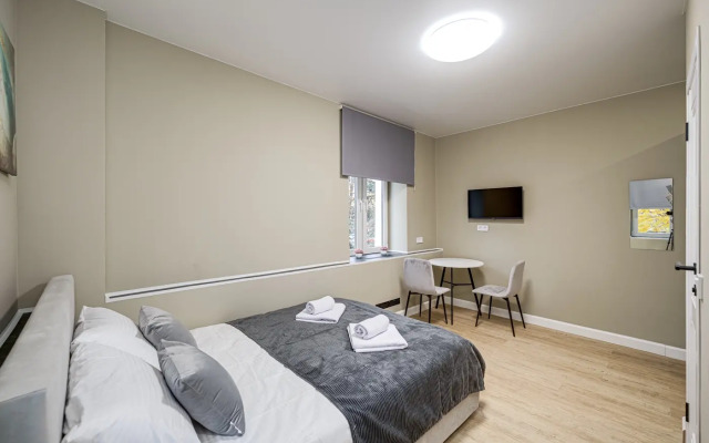 Апартаменты 5 Комфортно И Точка на Симферопольском бульваре 16к1