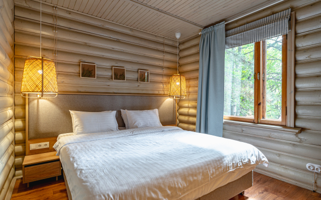 Kurortnyj otel' Polana Skazok