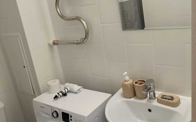 Na Ulitse Murinskaya Doroga 27/2 Flat