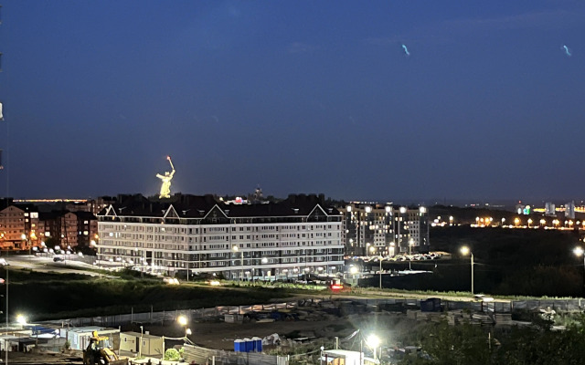 Квартира Топ возле Мамаева Кургана