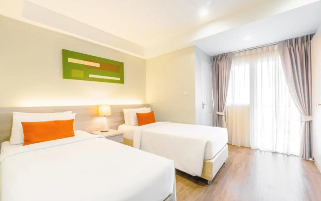 Отель Koon Hotel Sukhumvit
