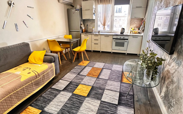 V Tsentre Sukhuma Lakoba 101 Flat