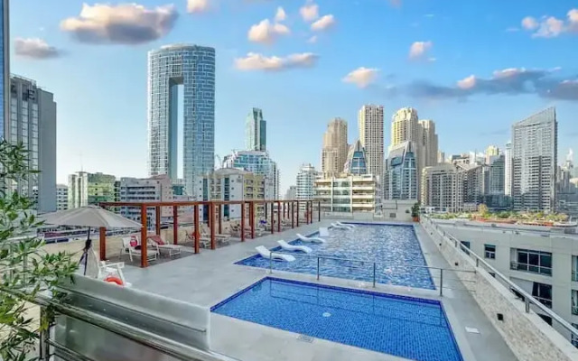 Prekrasnyye v Dubay Marina Apartment