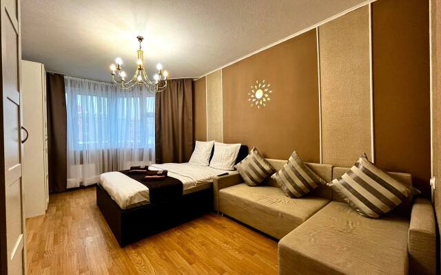 Квартира ШИКАРНАЯ КВАРТИРА С ПРОСТОРНОЙ ЛОДЖИЕЙ