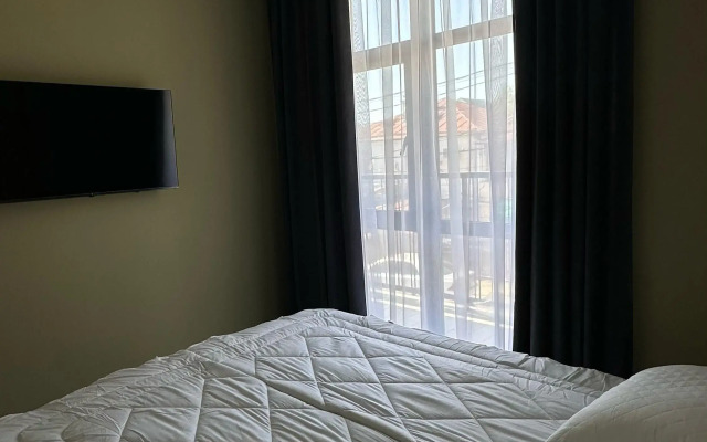 Hotel Aurora Inn Gagra