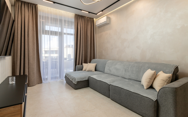 S vidom na more i dzhakuzi Apartments
