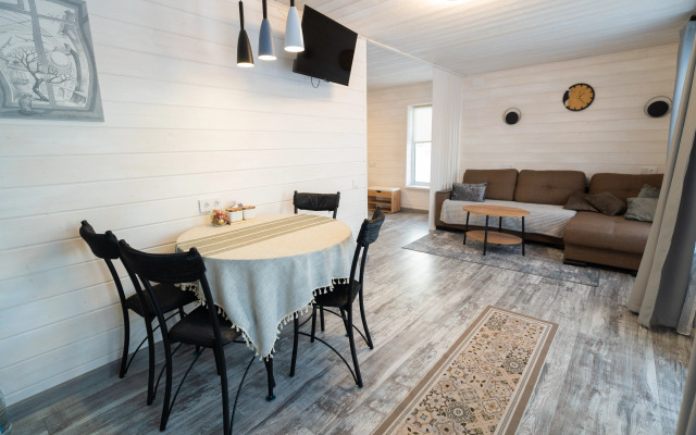 Na Beregu Ladozhskogo Ozera Guest House