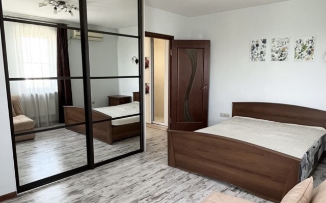 Uyutnaya kvartira v tsentre goroda Flat