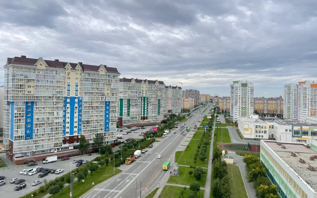 Uyutnaya ryadom s TRTs Kristall Flat
