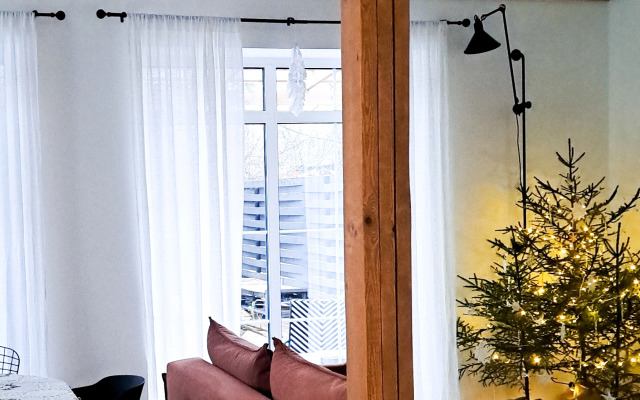 Частный дом Белый дом