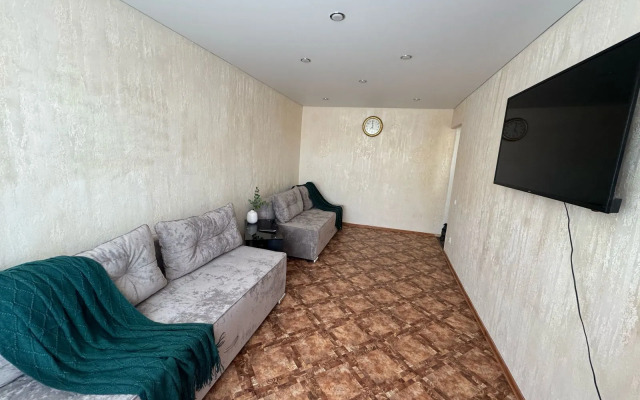 Апартаменты в 6 Микрорайоне г. Ачинска