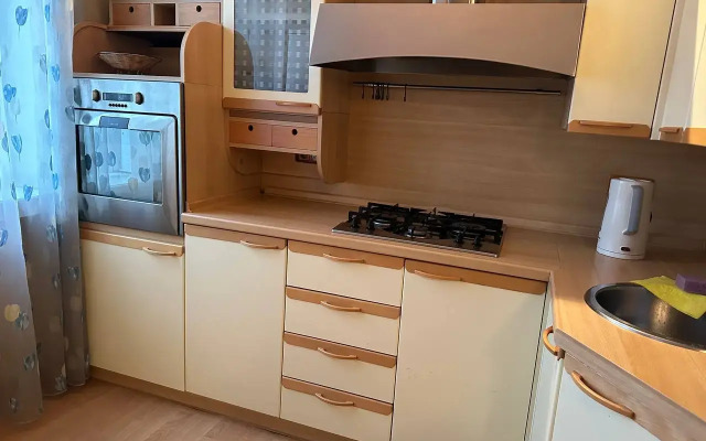 Dvukhkomnatnaya Na Frunzenskoy Flat