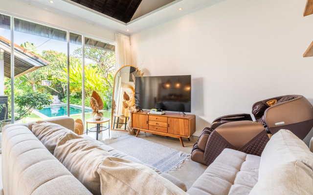 Jungle Amaranth Canggu – Exclusive 3BR Retreat with Pool, Modern Amenities and Top Location Villa