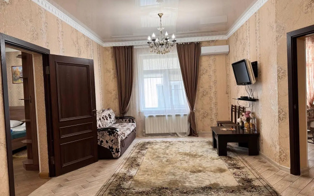 Elbrusskaya 19/2 Flat