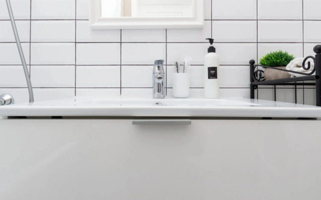 37m s Krovatyu i Divanom Apartment