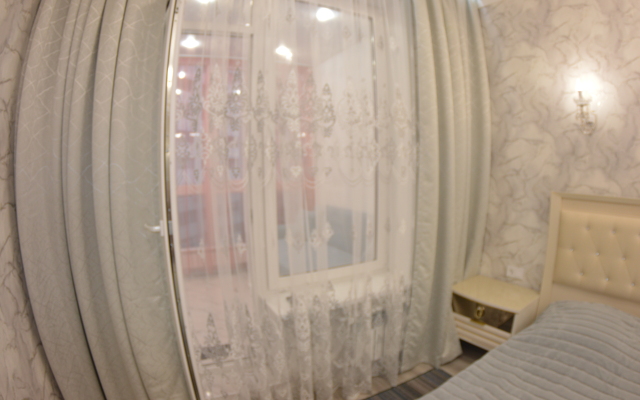 Evrotreshka Na Krajnova 3 Apartments