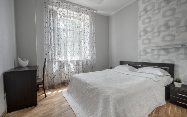 Vip 3-room on 45 Karl Marx Street Center Apartments