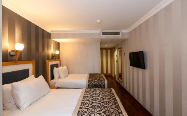 Crestium Hotel Prime Square