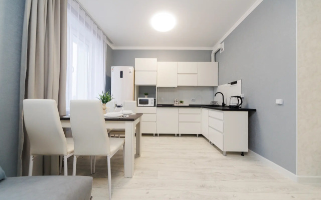 Trekhkomnatnaya U Parka Flat