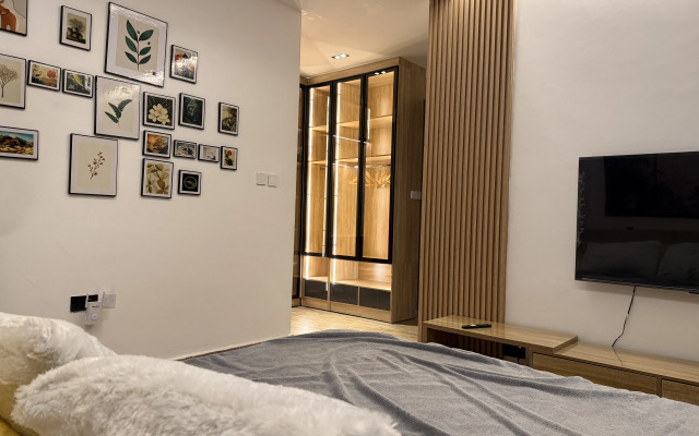 Flower House by Gini Apartments