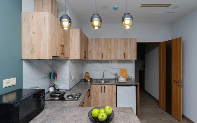 On Koghbatsi 16-4 Apartments