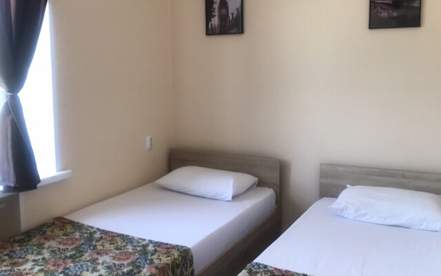 Хостел Семь горняков