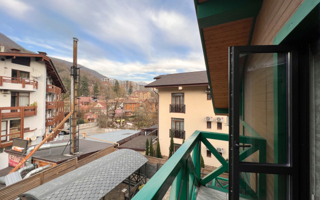 Апартаменты студия в центре Красной Поляны