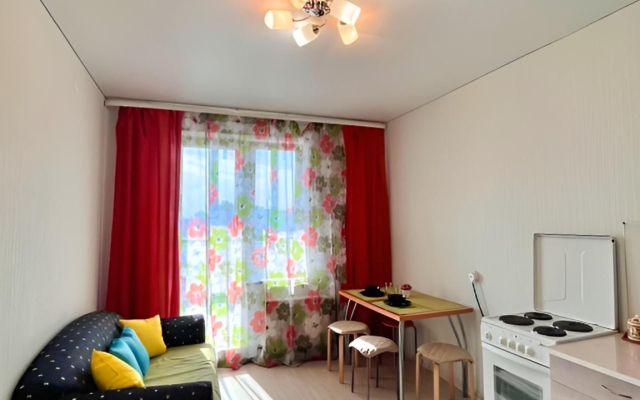 Prostornaya Kvartira Nedaleko Ot Tsentra Goroda Apartments