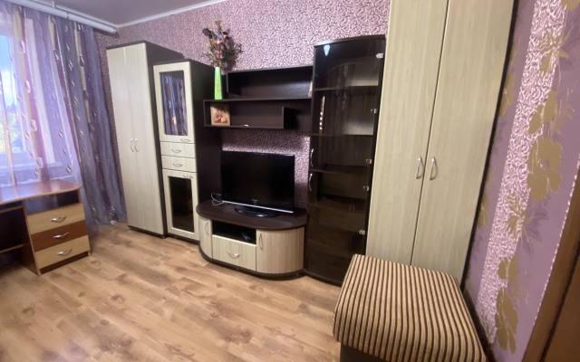 Dvukhkomnatnaya v Peshey Dostupnosti do Tsentra Goroda Flat