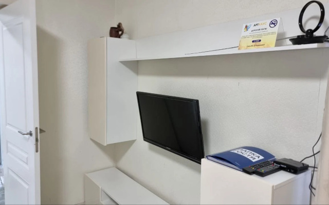 S Uchastkom V Tsentre Goroda Flat