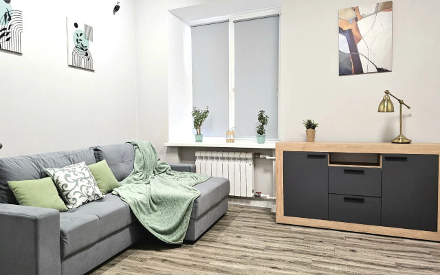 BGH Na Allei Geroyev Flat