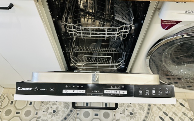 Tsvet Morya na Navaginskoy 2-Komnatnaya Flat