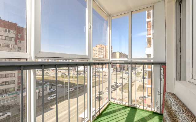 U Kremlya, Metro I Naberezhnoj Apartments