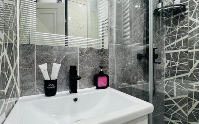 Studiya Chetyrekhmestnaya na Lvovskoy 70a Flat