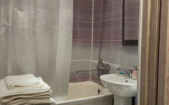 Na Ulitse Koltsevaya Flat