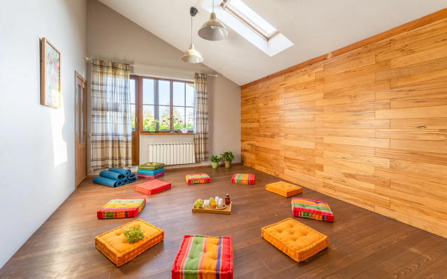 Bely Kottedzh Private House