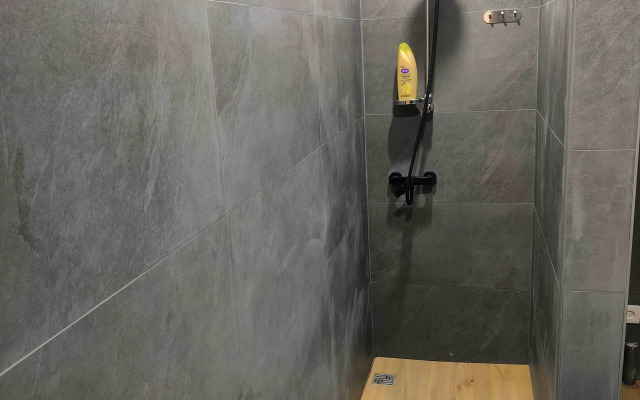 Uyutnaya Studiya Okolo Ozera Apartments