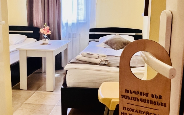 Marnar Hotel